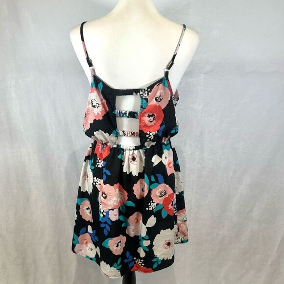 Black floral strappy back sundress size large - Picture 3 of 4